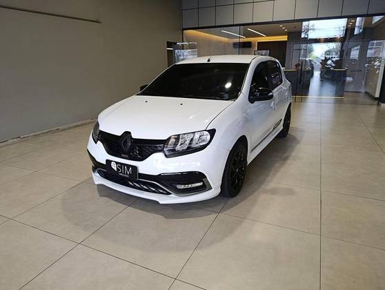 RENAULT SANDERO 2.0 16V HI-FLEX RS MANUAL RENAULT SANDERO 2.0 16V HI-FLEX RS MANUAL